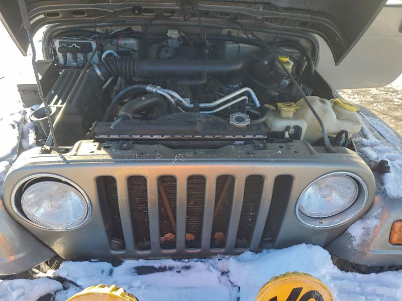 Zdjęcie 11 z aukcji – 2004 JEEP WRANGLER / z VIN 1J4FA69SX4P704938