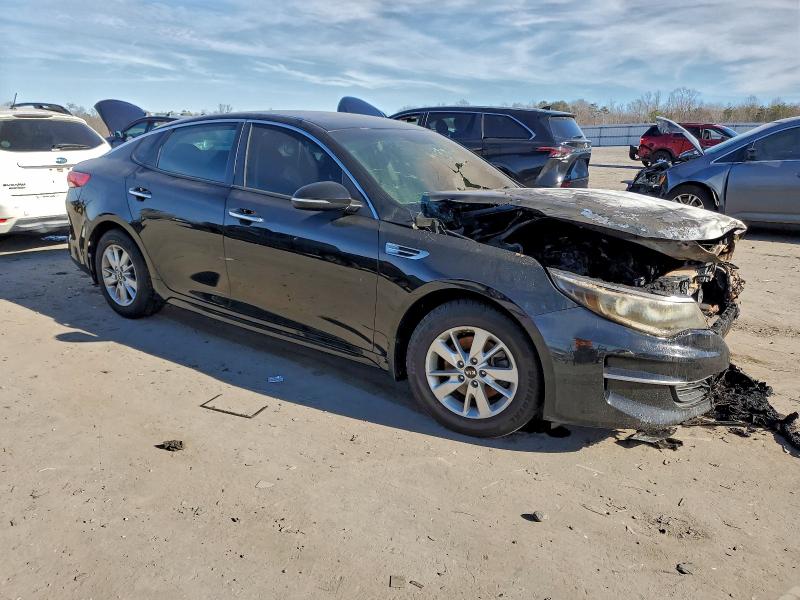 Photo 4 from auction – 2016 KIA OPTIMA with VIN 5XXGT4L35GG099409