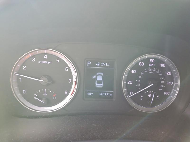 Photo 9 from auction – 2018 HYUNDAI SONATA SE with VIN 5NPE24AF4JH705673