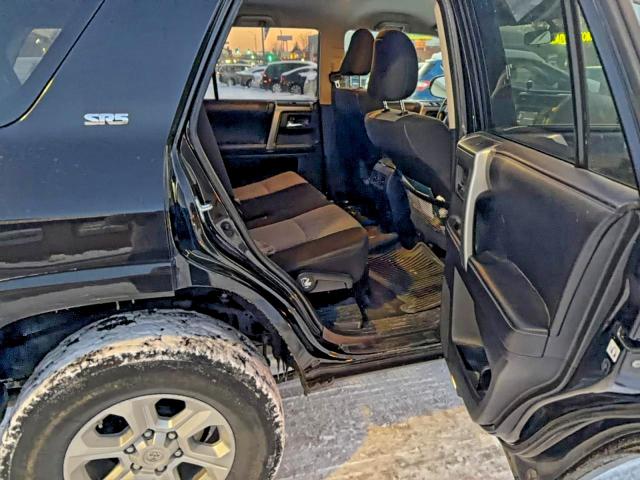Photo 6 from auction – 2017 TOYOTA 4RUNNER SR with VIN JTEBU5JR3H5460061