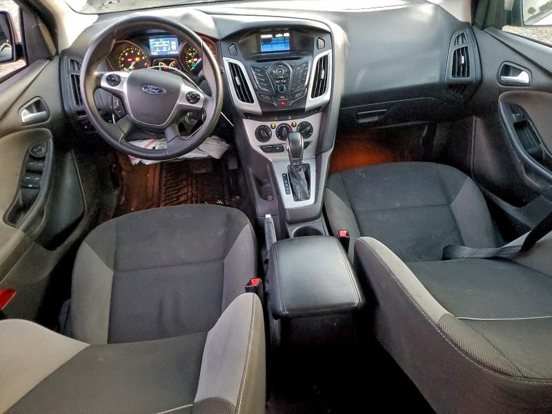 Photo 8 from auction – 2014 FORD FOCUS SE with VIN 1FADP3K25EL237639