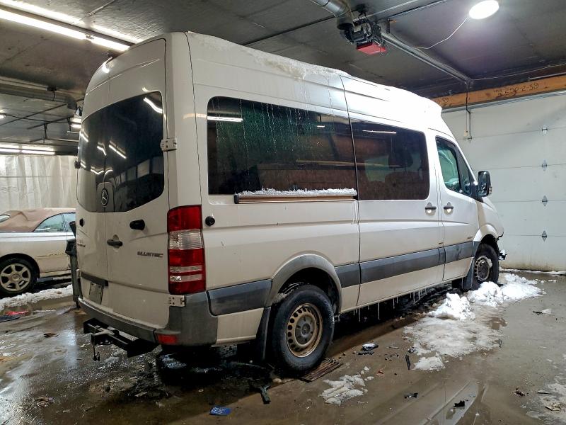 Photo 3 from auction – 2015 MERCEDES-BENZ SPRINTER with VIN WD4PE7DC6FP122137