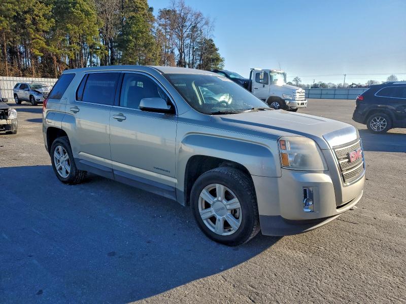 Photo 4 from auction – 2015 GMC TERRAIN SL with VIN 2GKALMEK6F6136389