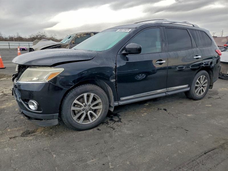 NISSAN PATHFINDER 2013 with VIN 5N1AR2MN8DC638279 - Photo from auction