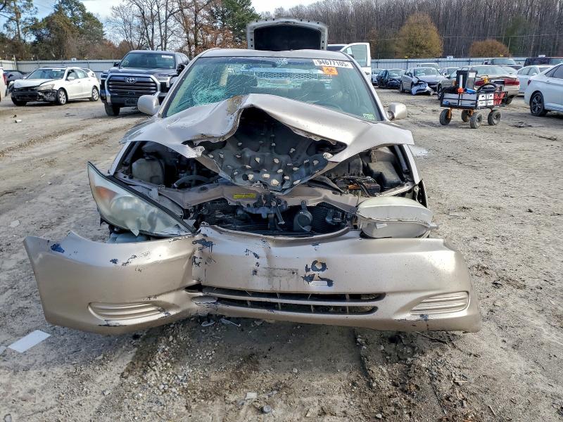 Photo 5 from auction – 2003 TOYOTA CAMRY LE with VIN 4T1BE32K73U701282