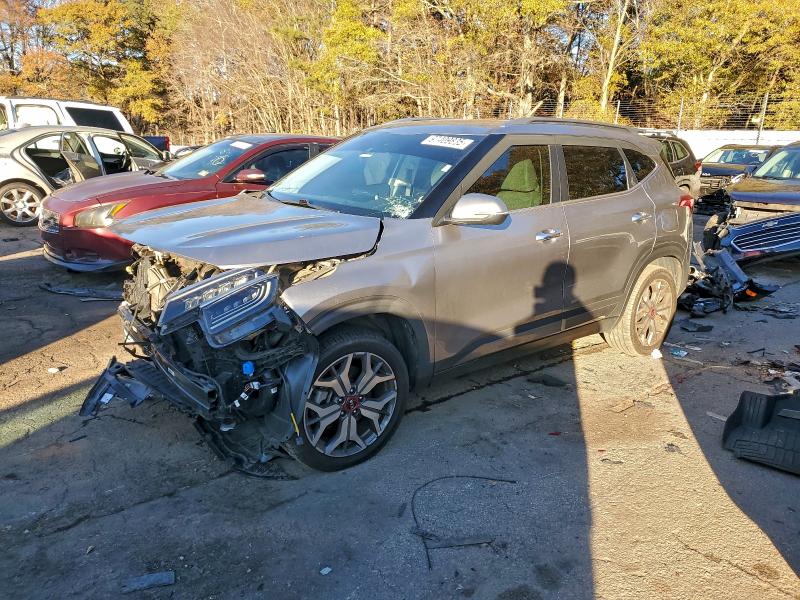 KIA SELTOS 2021 with VIN KNDETCA2XM7112543 - Photo from auction
