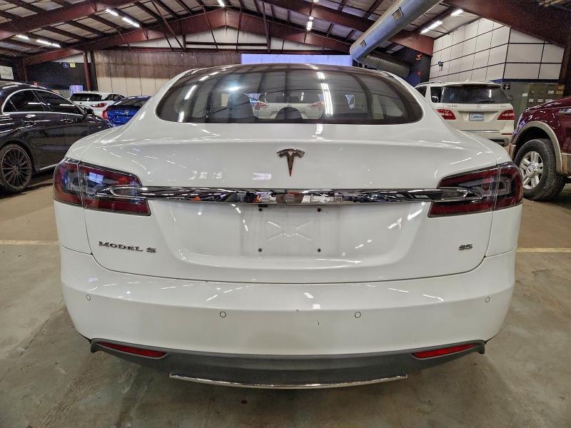 Photo 6 from auction – 2014 TESLA MODEL S with VIN 5YJSA1H11EFP41100