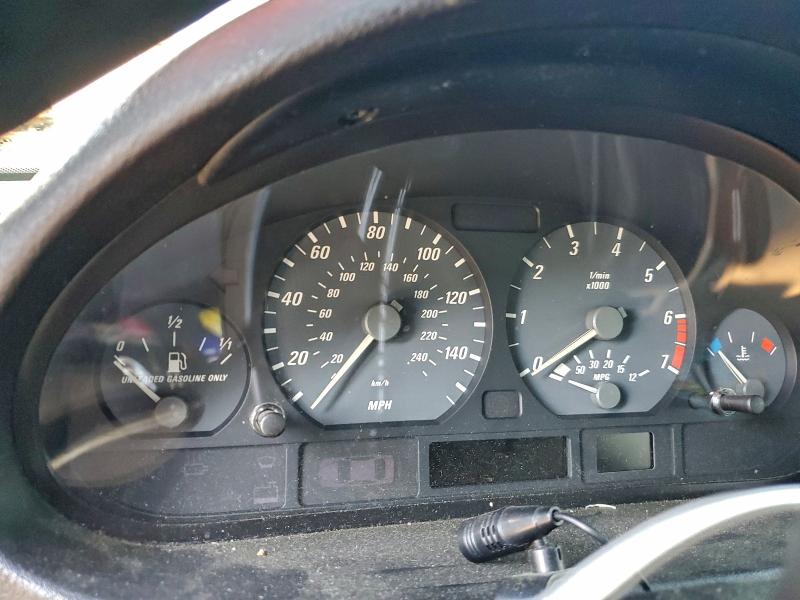 Photo 9 from auction – 2000 BMW 323 CI with VIN WBABR3342YEK96231