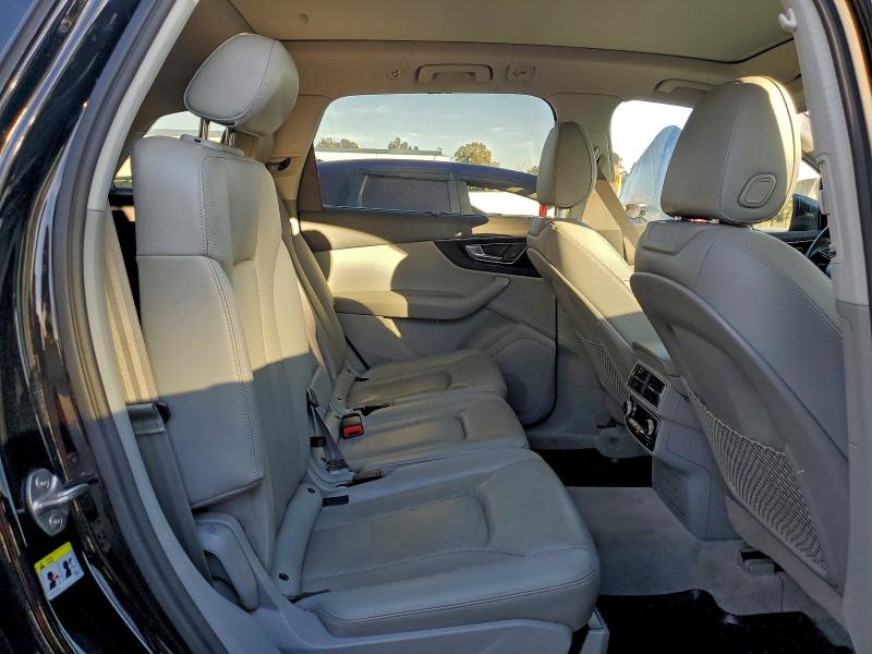 Photo 11 from auction – 2017 AUDI Q7 with VIN WA1LAAF75HD051626