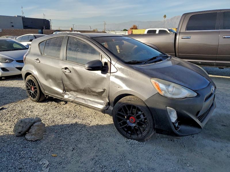 Photo 4 from auction – 2016 TOYOTA PRIUS C with VIN JTDKDTB30G1118429