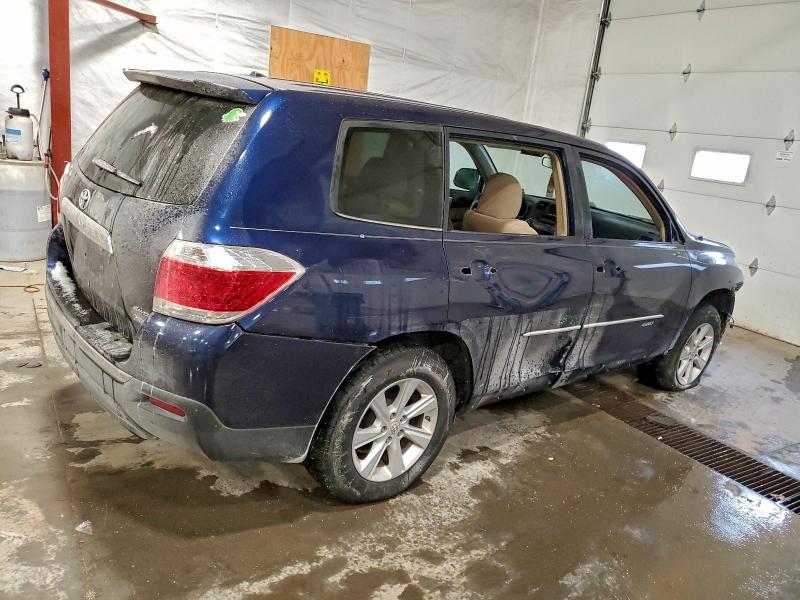 Photo 3 from auction – 2011 TOYOTA HIGHLANDER with VIN 5TDBK3EH3BS063242