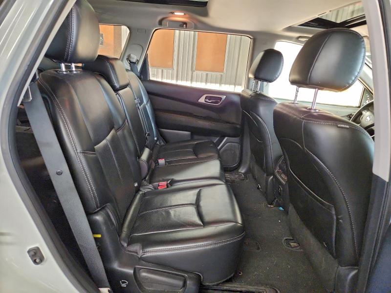 Photo 11 from auction – 2017 NISSAN PATHFINDER with VIN 5N1DR2MN5HC623239