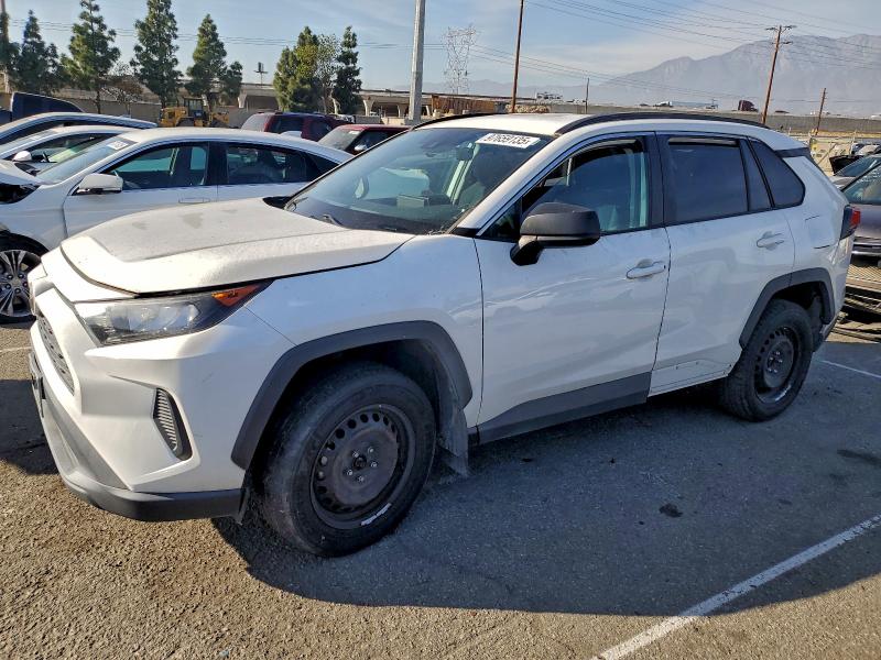 Photo 1 from auction – 2019 TOYOTA RAV4 LE with VIN 2T3H1RFV8KC019063