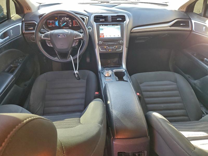 Photo 8 from auction – 2017 FORD FUSION with VIN 3FA6P0H7XHR109865