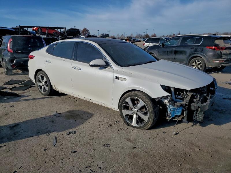 Photo 4 from auction – 2019 KIA OPTIMA LX with VIN 5XXGT4L37KG366283