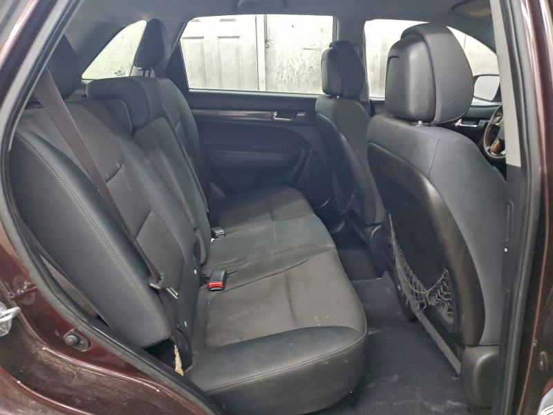Photo 11 from auction – 2011 KIA SORENTO BA with VIN 5XYKT3A10BG106728