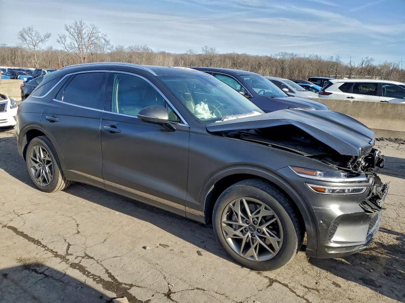 Photo 4 from auction – 2023 GENESIS GV70 BASE with VIN KMUMADTB2PU135581