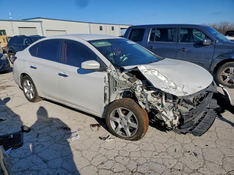 Photo 4 from auction – 2014 NISSAN SENTRA S with VIN 3N1AB7AP3EL616596