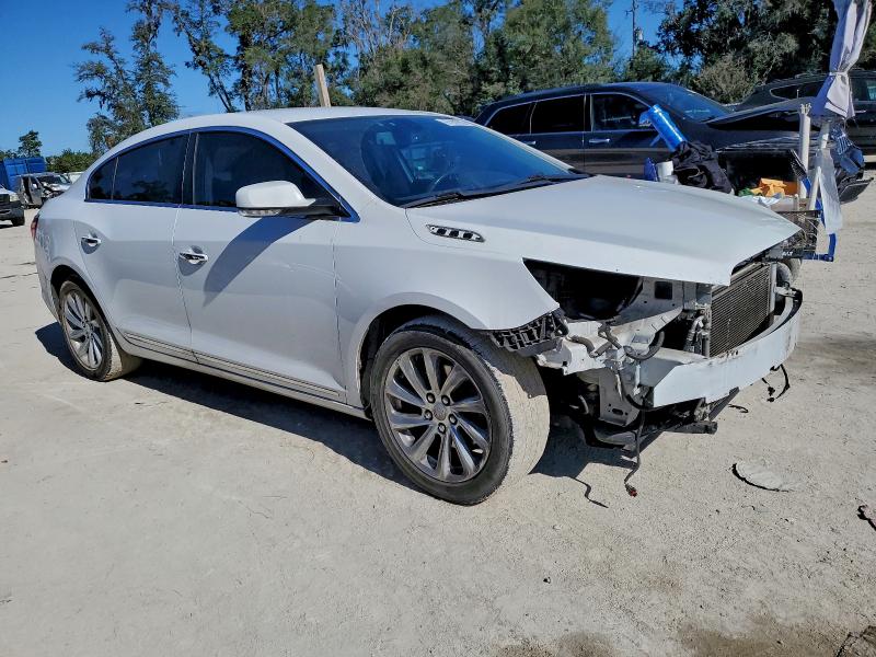 Photo 4 from auction – 2016 BUICK LACROSSE with VIN 1G4GB5G35GF126850