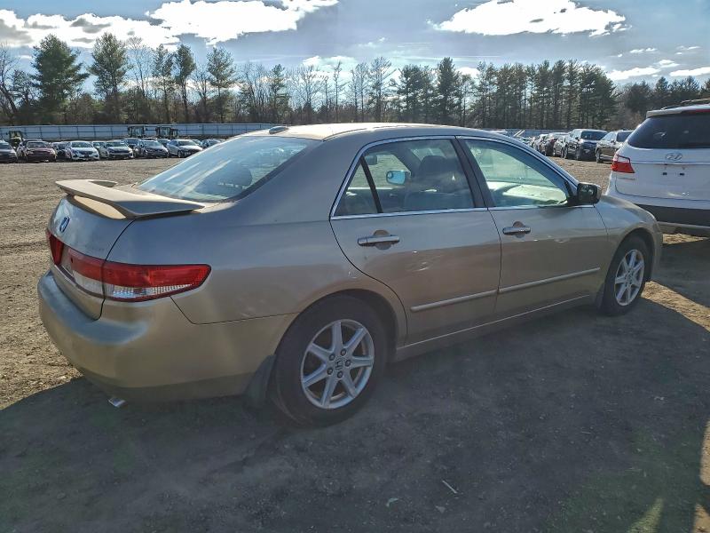 Photo 3 from auction – 2004 HONDA ACCORD with VIN 1HGCM66584A077952