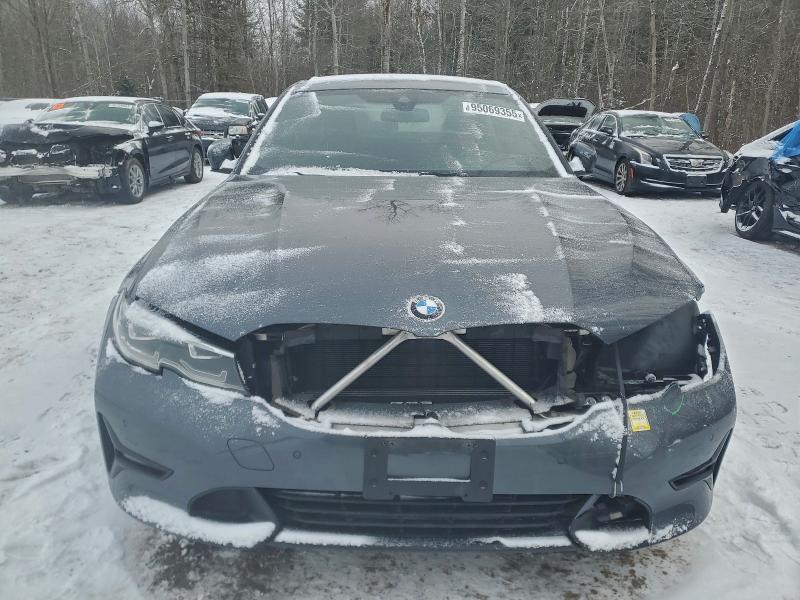 Photo 5 from auction – 2020 BMW 330XI with VIN 3MW5R7J05L8B37185