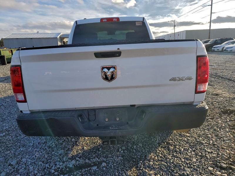Photo 6 from auction – 2017 RAM 1500 with VIN 1C6RR7FG3HS811194