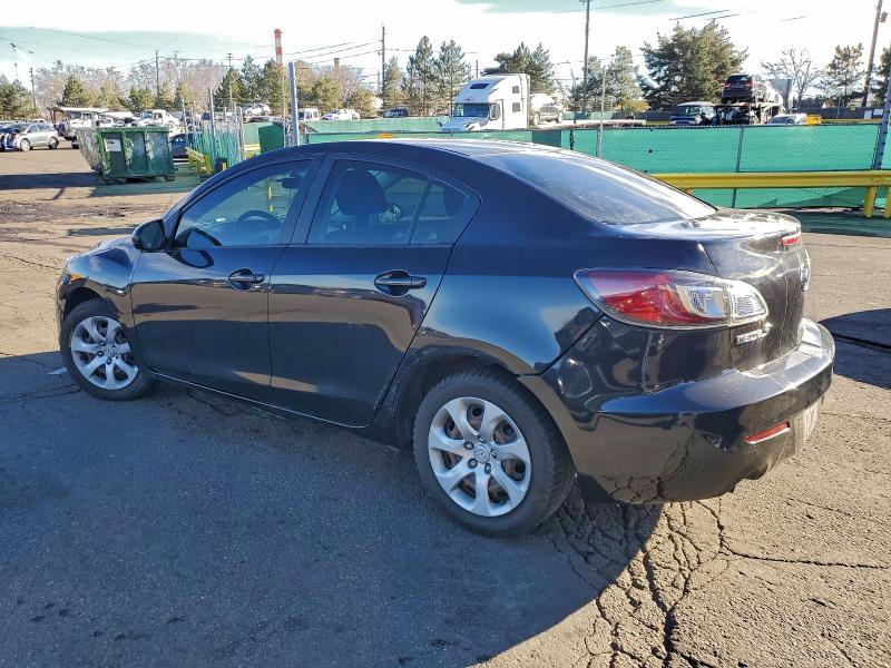 Photo 2 from auction – 2013 MAZDA 3 I with VIN JM1BL1U78D1822106