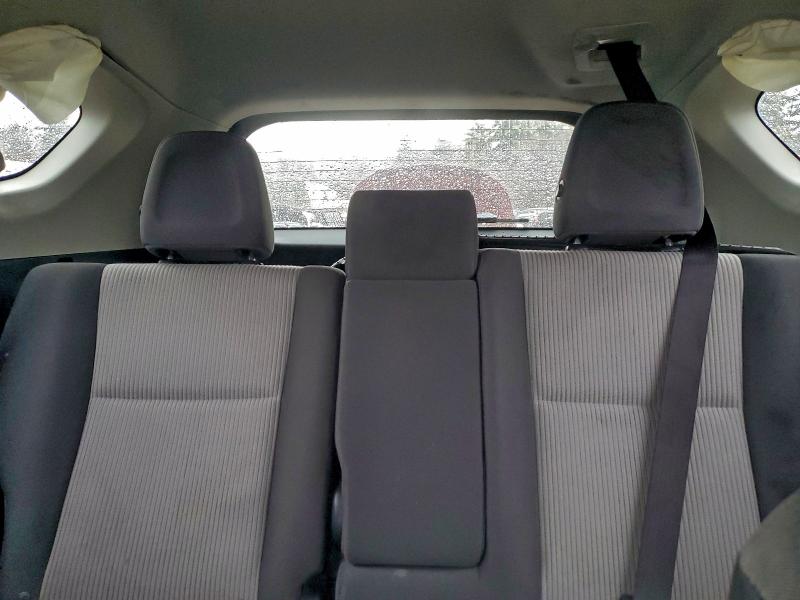 Photo 10 from auction – 2013 TOYOTA RAV4 LE with VIN JTMBFREV0DD034163