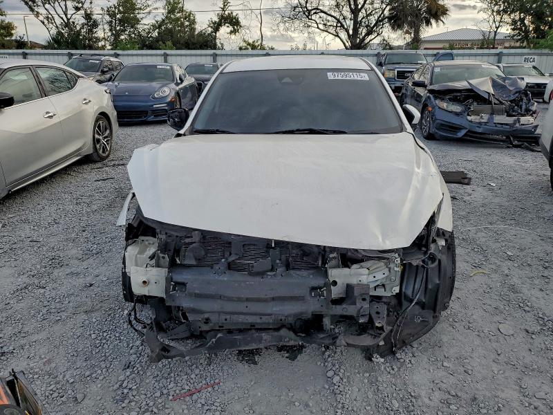 Photo 5 from auction – 2017 MAZDA 3 TOURING with VIN 3MZBN1V71HM105674