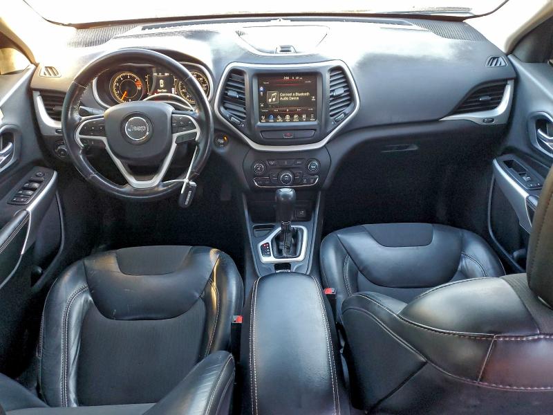 Photo 8 from auction – 2018 JEEP CHEROKEE L with VIN 1C4PJLLB5JD573948