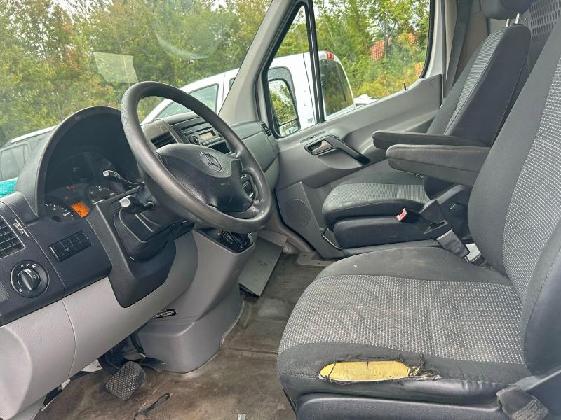 Photo 13 from auction – 2013 MERCEDES-BENZ SPRINTER 2 with VIN WD3PE7CC9D5739255
