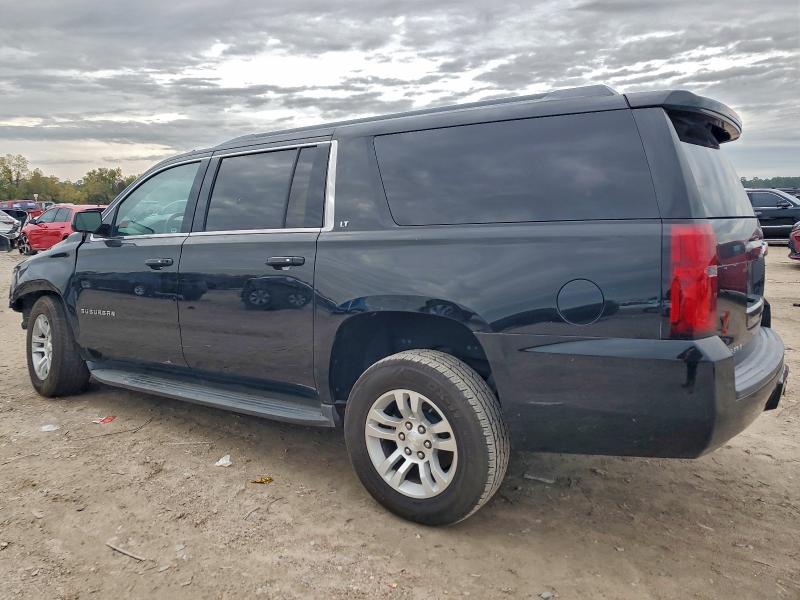 Photo 2 from auction – 2017 CHEVROLET SUBURBAN C with VIN 1GNSCHKC4HR151198