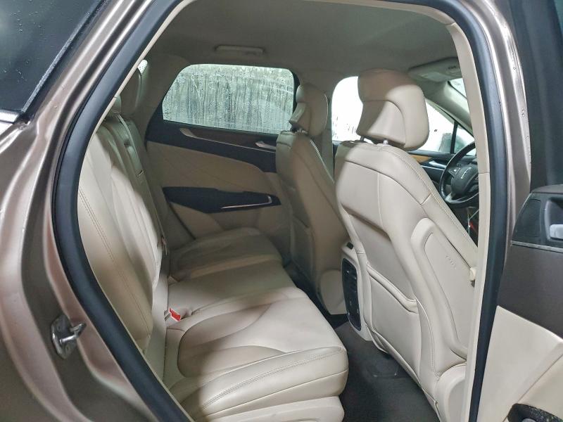 Photo 10 from auction – 2019 LINCOLN MKC SELECT with VIN 5LMCJ2D96KUL32172