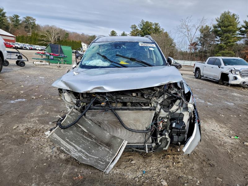 Photo 5 from auction – 2019 NISSAN ROGUE S with VIN 5N1AT2MV5KC809780