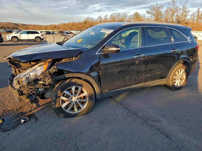 Photo 1 from auction – 2017 KIA SORENTO LX with VIN 5XYPGDA36HG226513