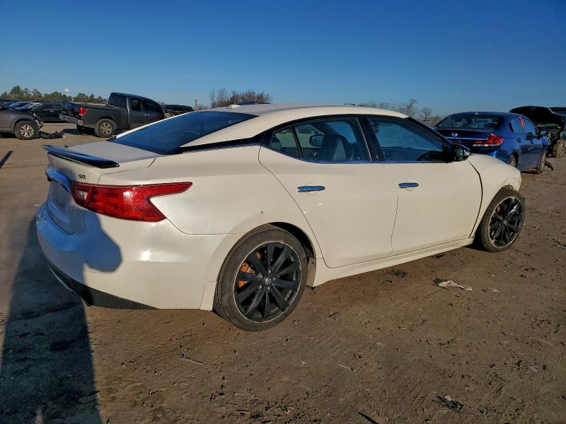 Photo 3 from auction – 2017 NISSAN MAXIMA with VIN 1N4AA6AP9HC424809
