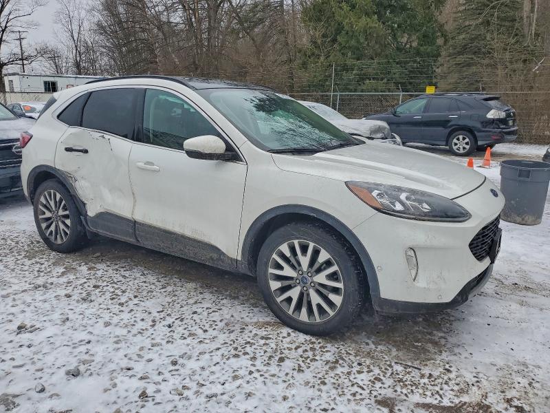 Photo 4 from auction – 2020 FORD ESCAPE TIT with VIN 1FMCU9J91LUC40833