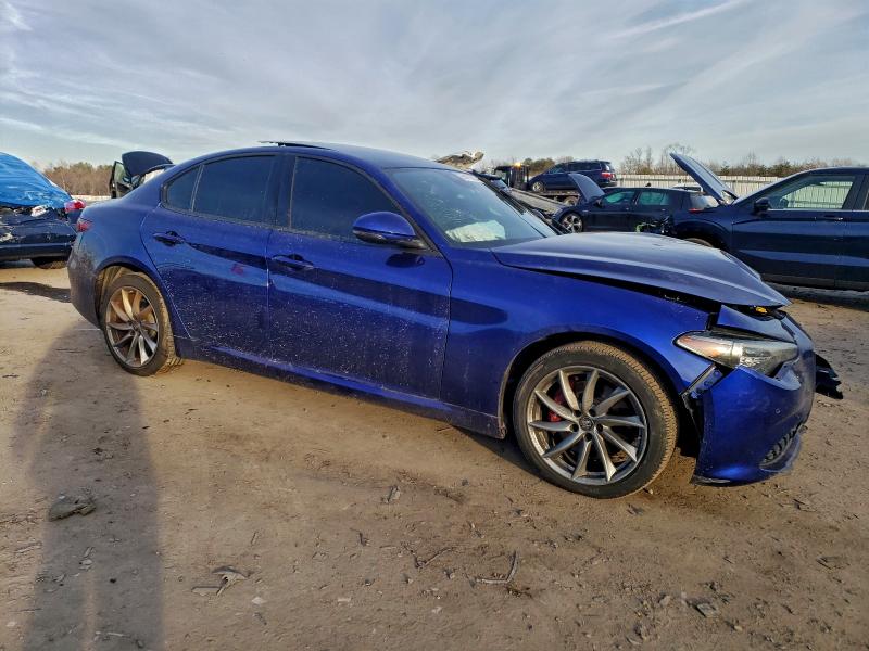 Photo 4 from auction – 2022 ALFA ROMEO GIULIA with VIN ZARFANAN8N7657499