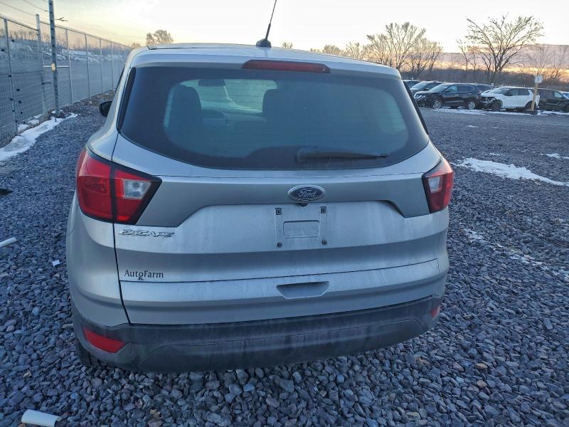 Photo 6 from auction – 2019 FORD ESCAPE with VIN 1FMCU0F71KUA60821