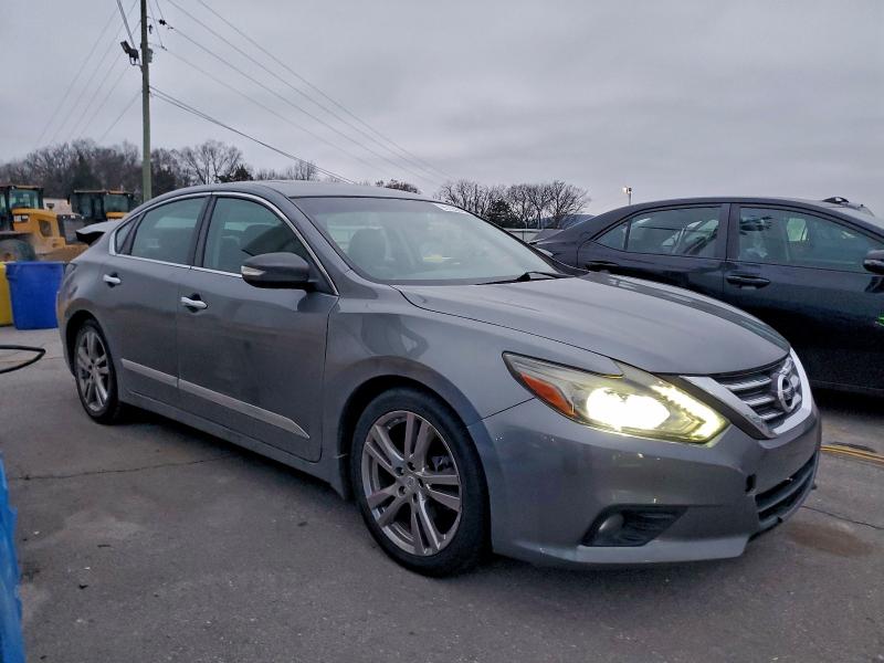 Photo 4 from auction – 2016 NISSAN ALTIMA 3.5 with VIN 1N4BL3AP7GC265266