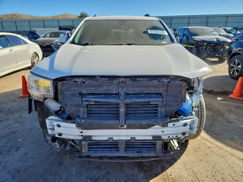 Photo 5 from auction – 2018 GMC ACADIA with VIN 1GKKNLLA2JZ114289
