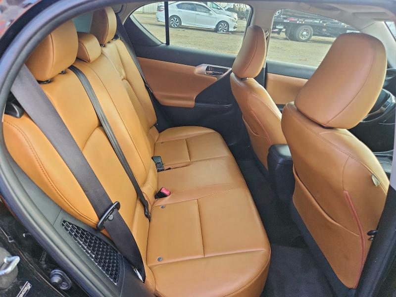 Photo 10 from auction – 2012 LEXUS CT 200 with VIN JTHKD5BHXC2085160