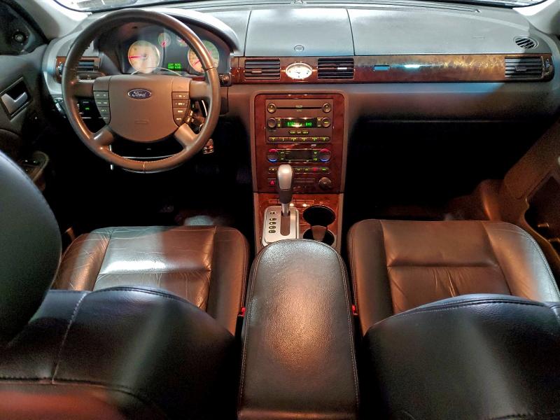 Photo 8 from auction – 2005 FORD FIVE HUNDR with VIN 1FAFP28175G167992