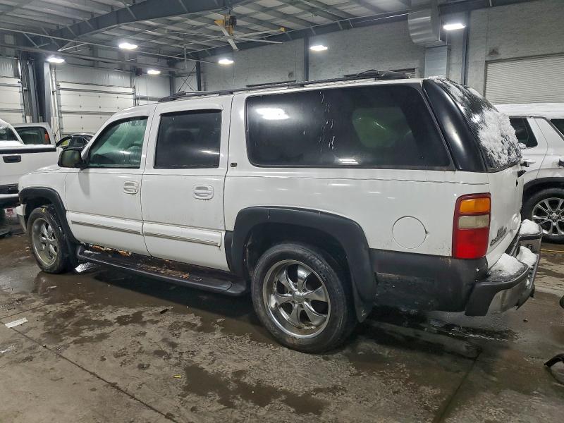 Photo 2 from auction – 2002 CHEVROLET SUBURBAN K with VIN 3GNFK16Z82G336758