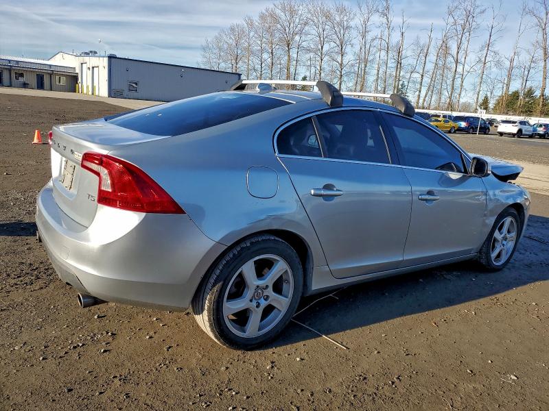Photo 3 from auction – 2013 VOLVO S60 T5 with VIN YV1612FS7D2230859