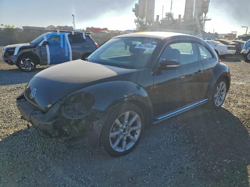 VOLKSWAGEN BEETLE 2012 with VIN 3VWJP7AT7CM661010 - Photo from auction