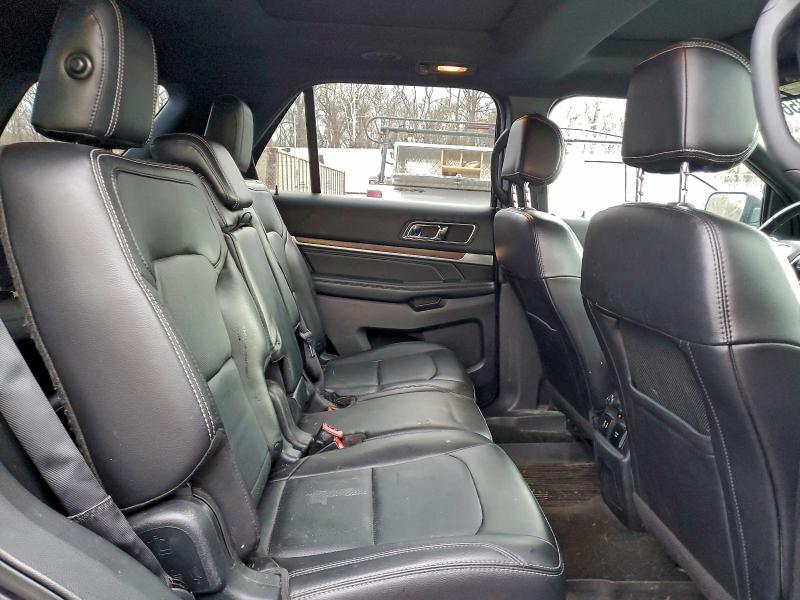 Photo 11 from auction – 2017 FORD EXPLORER L with VIN 1FM5K8F85HGC75339