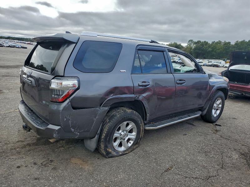 Photo 3 from auction – 2016 TOYOTA 4RUNNER with VIN JTEZU5JR9G5137100