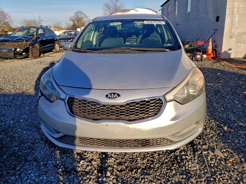 Photo 5 from auction – 2015 KIA FORTE LX with VIN KNAFX4A61F5342839