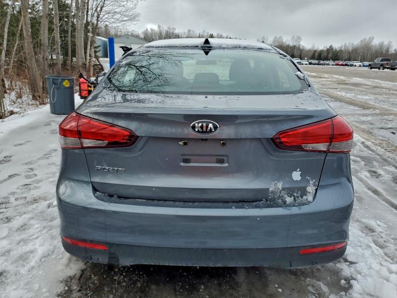 Photo 6 from auction – 2018 KIA FORTE LX with VIN 3KPFL4A77JE207207